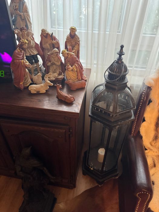 Рождество Христово - много стари фигури