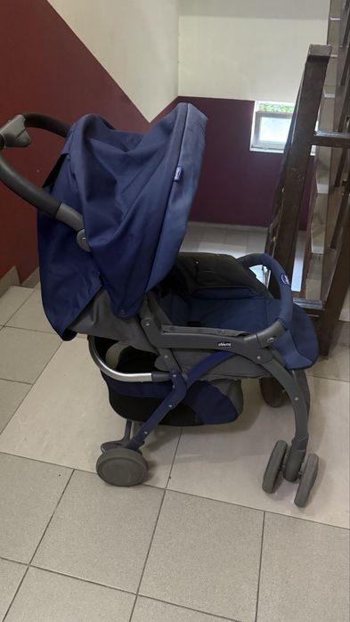 Продам коляску Chicco