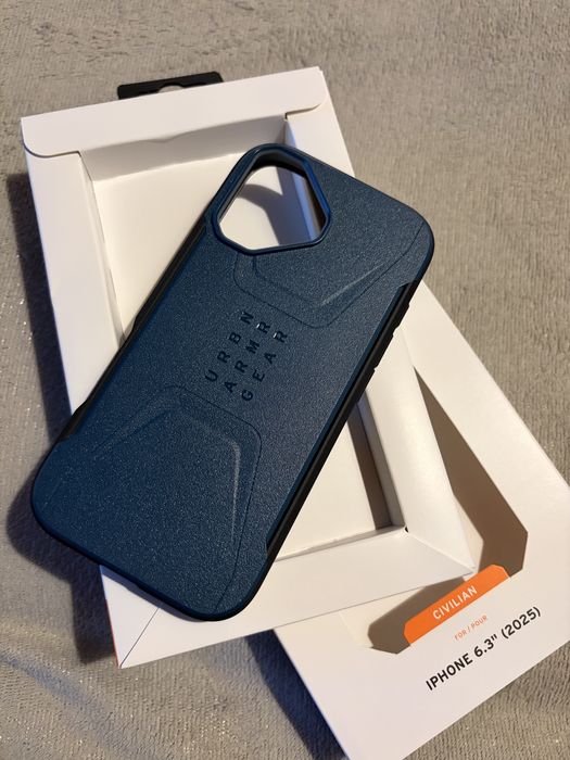 Husă iPhone 17 UAG Civilian