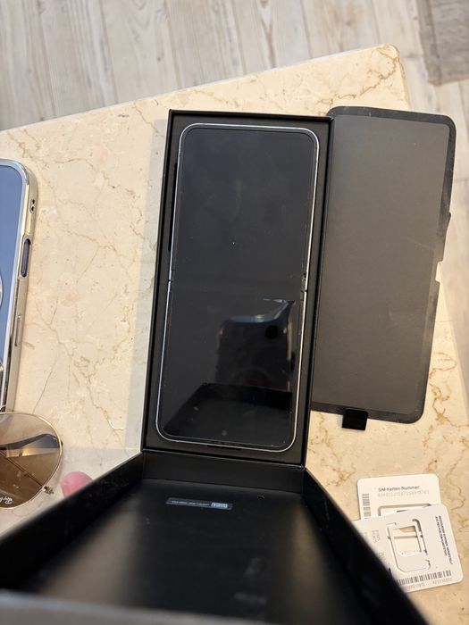 samsung galaxy z flip 6