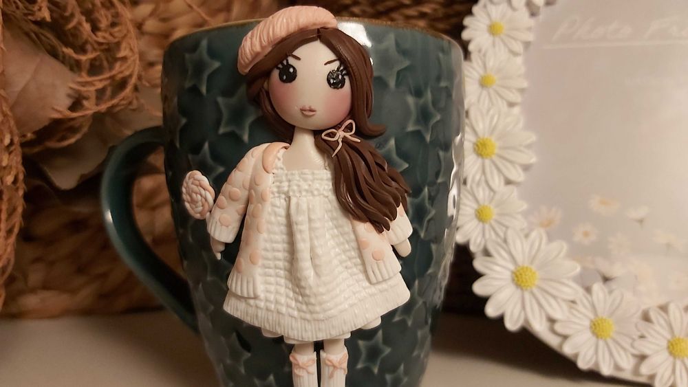 Cadou deosebit pentru fetite, sotie/iubita cana papusa handmade