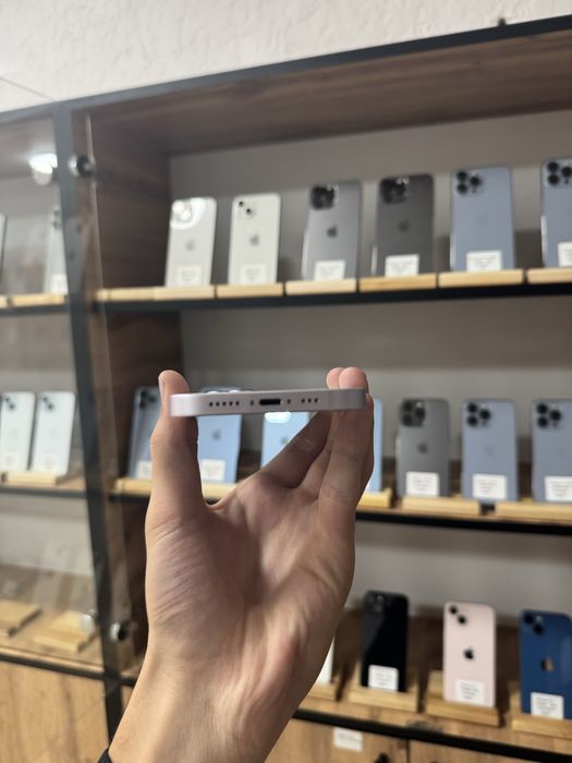 iPhone 14