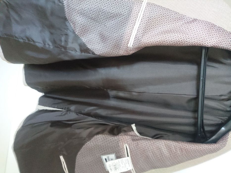 Sacouri si costume de marime 54-58
