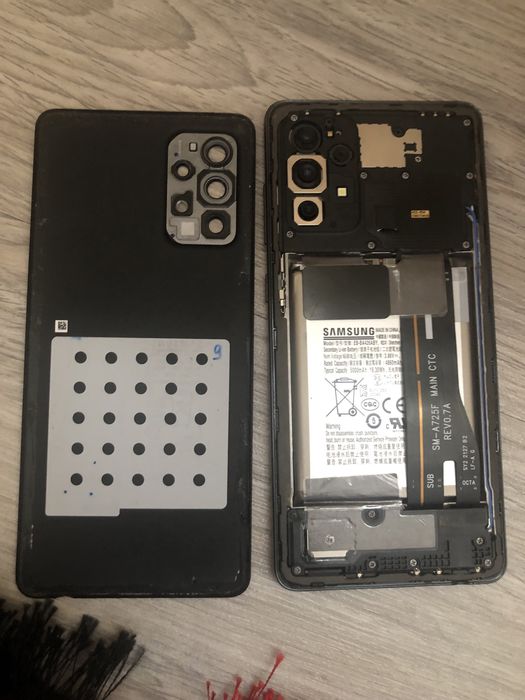Samsung a72 piese.             ,