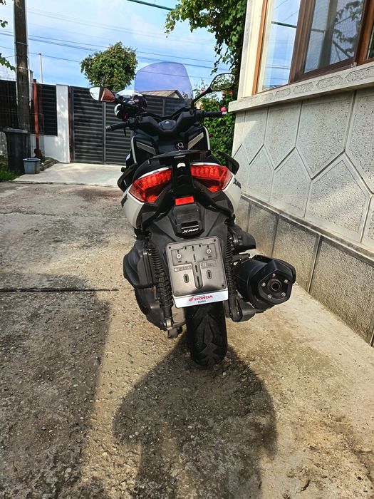 Vind Yamaha Xmax 400