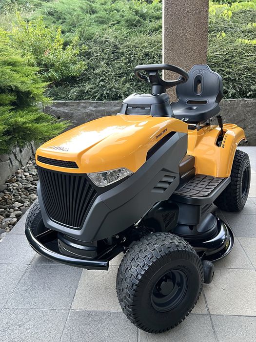 *** NOU - STIGA TORNADO 2026/07 - 98cm -Tractoras gazon - iarba tractor - 11,6CP ***