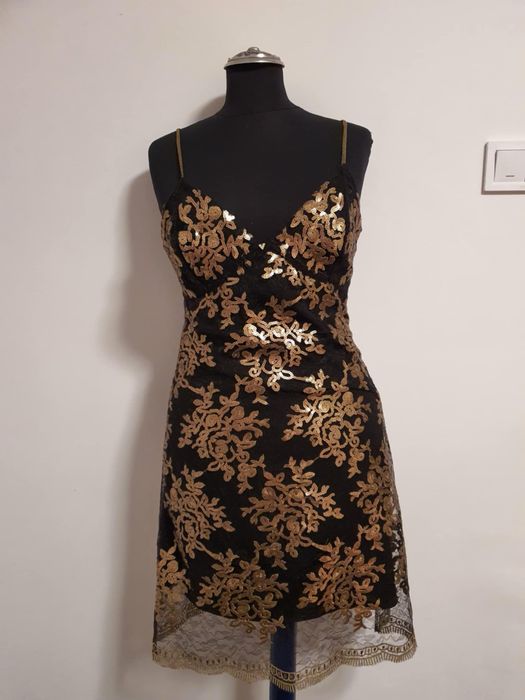 Рокля с пойети GUESS