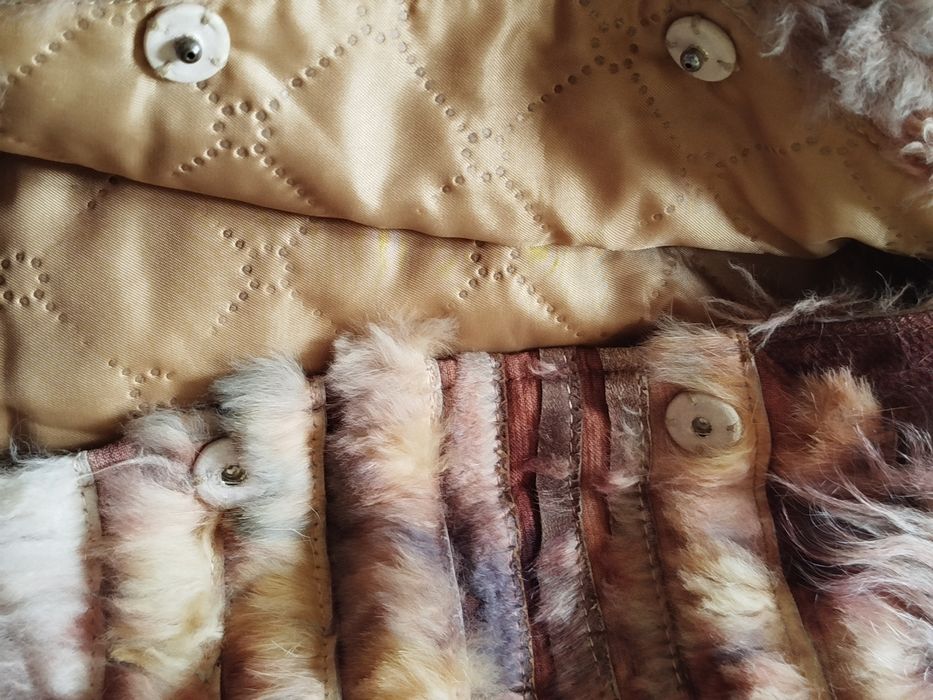 Шубка натуральная фирменная