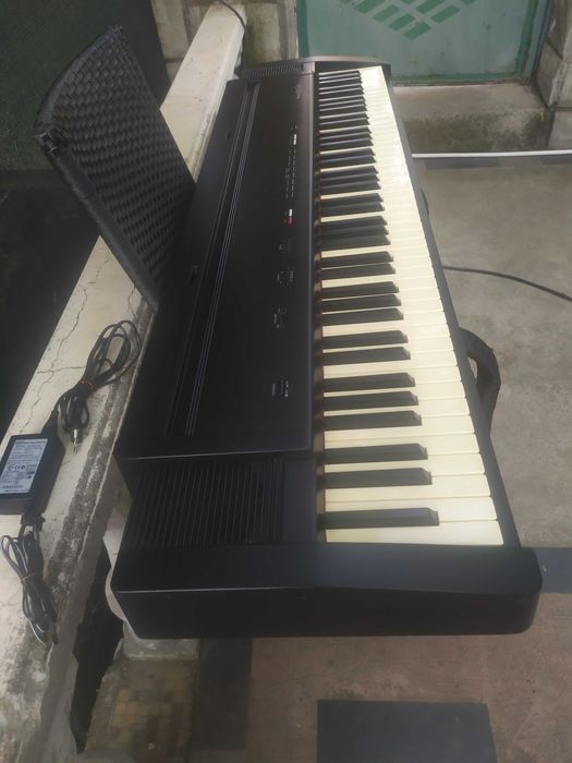 Дигитално пиано Roland EP-9e -88 keys