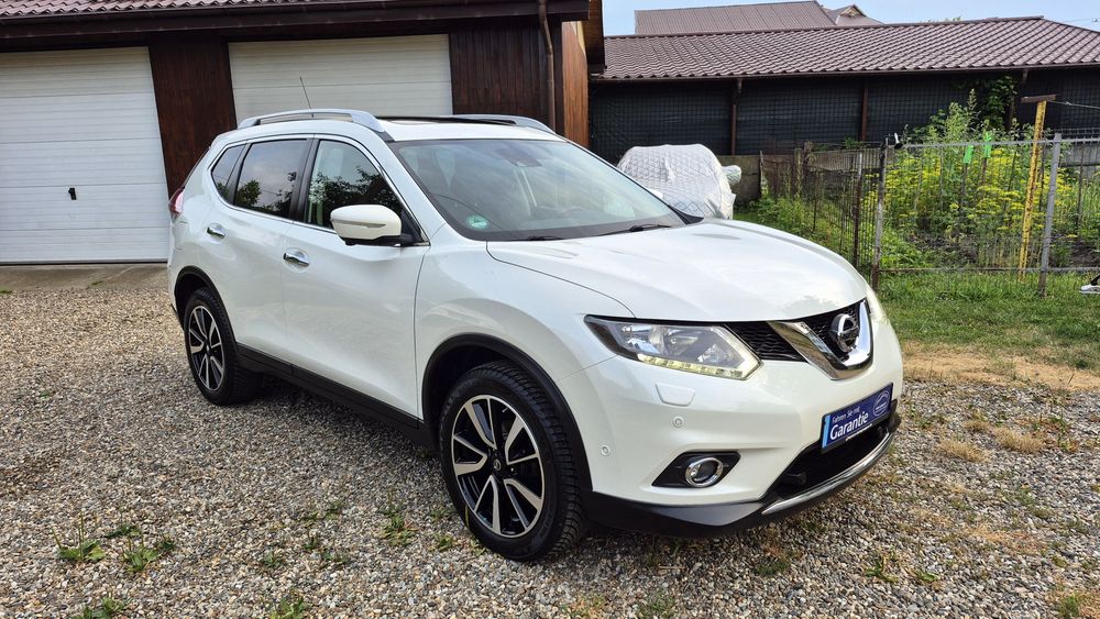 X-Trail TEKNA/4X4/2015/Full LED/Navi 3D/Panorama/Camera 360/Distronic/Alcantara/Euro6
