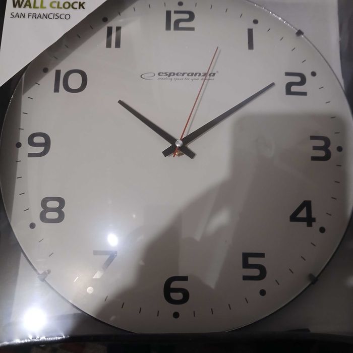Ceas de perete EHC018F, model San Francisco, cu cifre mari,35 cm,nou