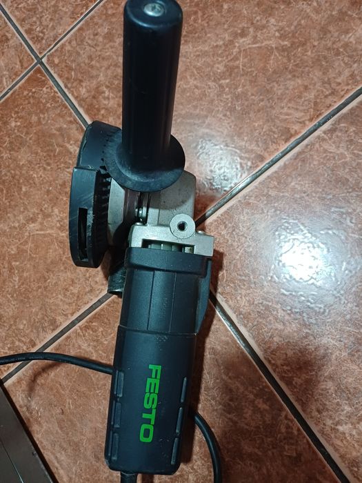 Masina frecat Festo