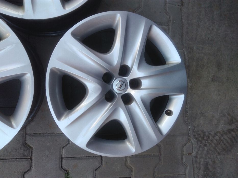 4jante de oțel cu capace 5x105 R17 originale Opel Astra j,Mokka,ampera