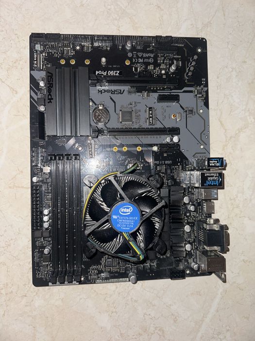 Дънна Платка AsRock Z390 Pro4