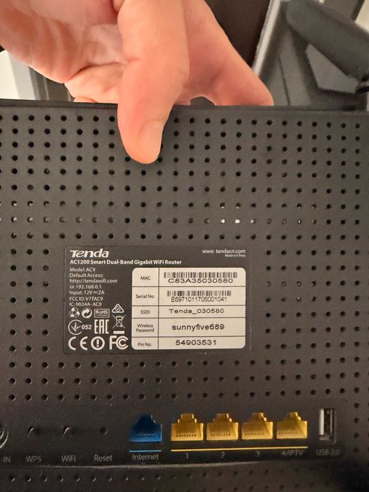 Router wireless Dual Band Gigabit Tenda AC9, 1 port WAN, 4 porturi LAN, 2.4/5.0 GHz, 3 dBi, 1200 Mbps