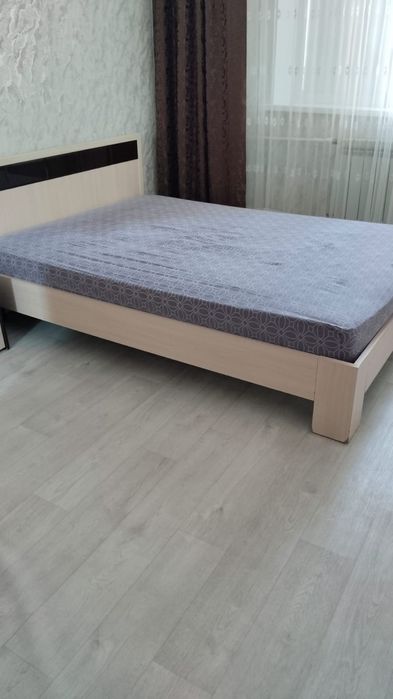 Кровать двуспальная