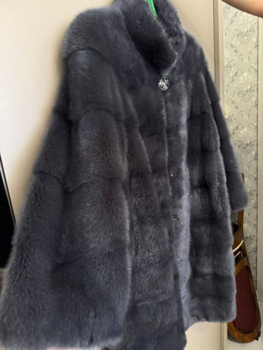 Продам норковую шубу