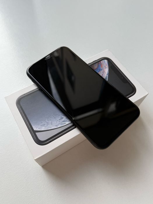 Продам Iphone XR 64 GB