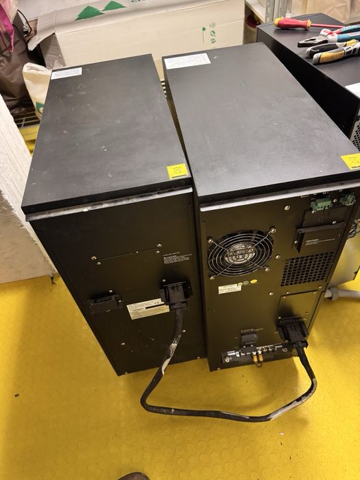 UPS - сървърен 6KVA/5400w със отделен батериен блок