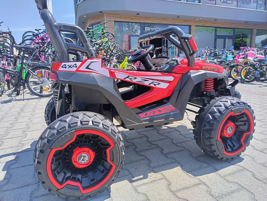 SAFARI двуместен акумулаторен джип JAKARTA 4x4 червен