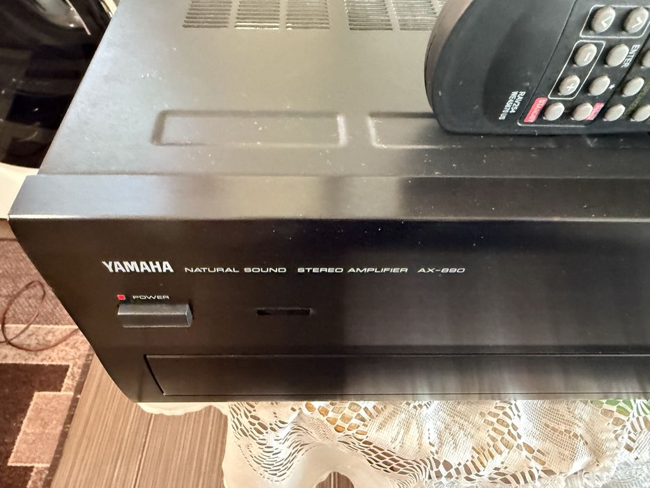 Yamaha AX-890 стерео