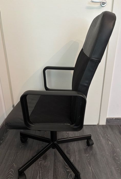 Desk and chair set, Lujerului, Bucuresti