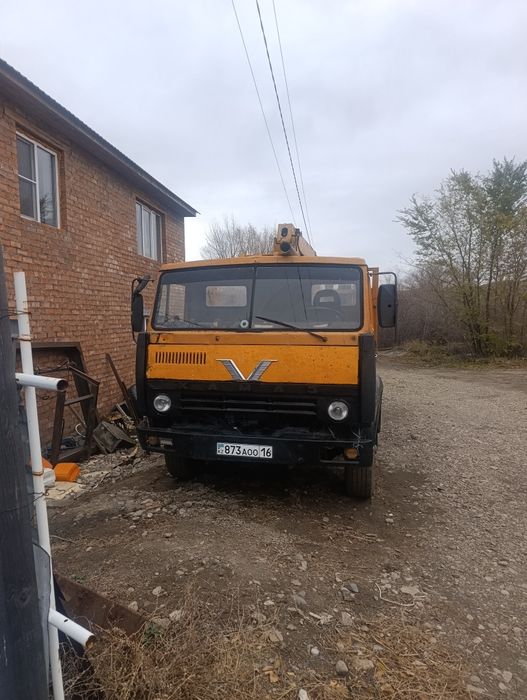 Продам КамАЗ с манипулятором