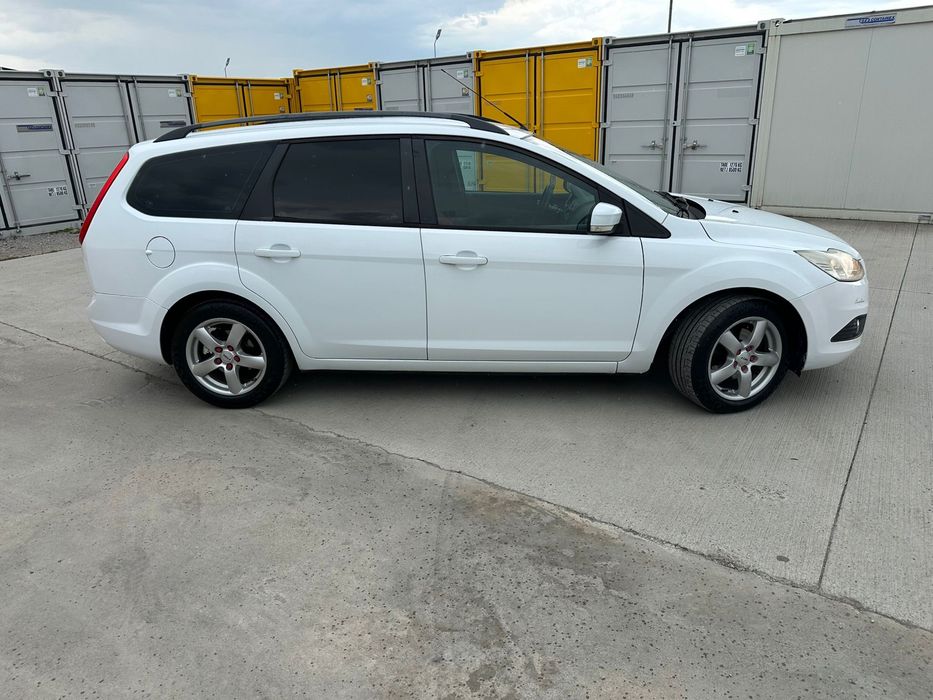 FORD Focus 2010 — imagine 2