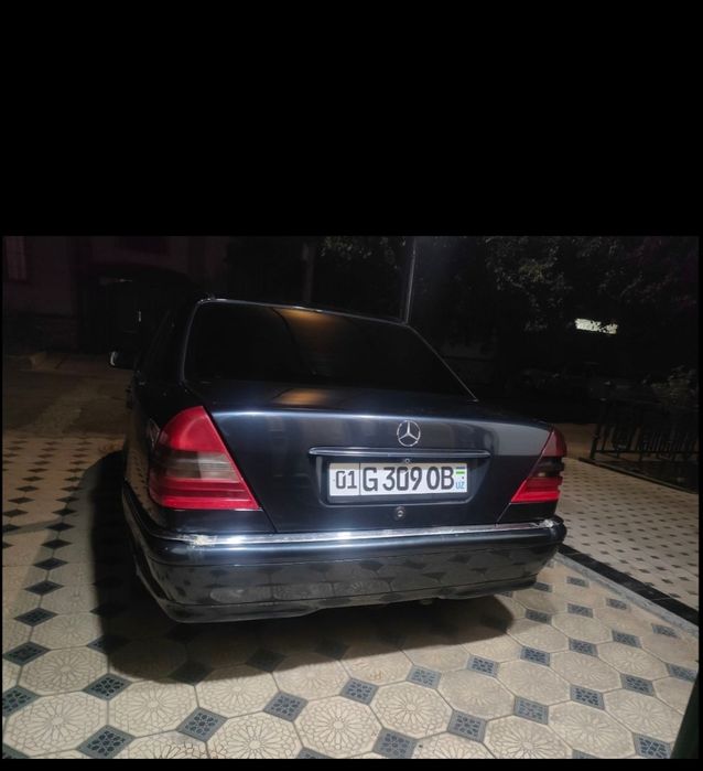 Mercedes w202 sotiladi