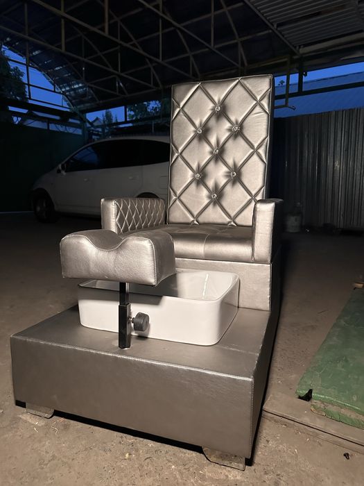 Педикурное кресло