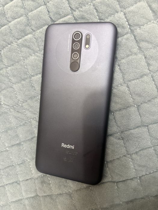 Продается телефон Redmi 9