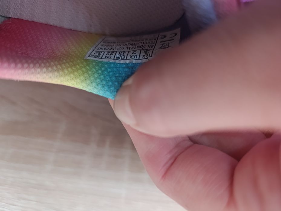 Adidași Skechers cu luminițe, mărimea 35