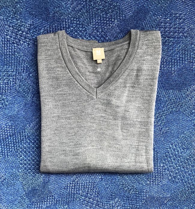 100% мерино вълна MAERZ Muenchen V-neck Merino Woll Pullover пуловер