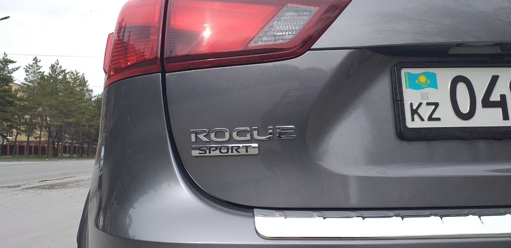 Продам Nissan Rogue
