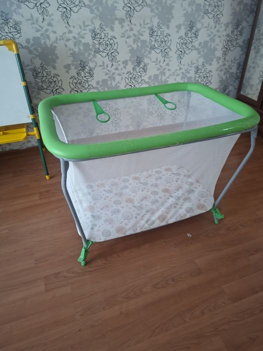 Продам детский манеж