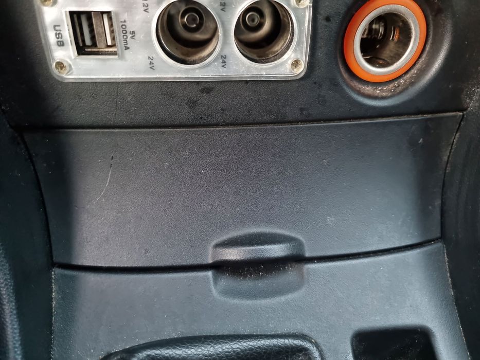 Scrumiera Mazda 3 (BK) [Fabr 2003-2009] OEM