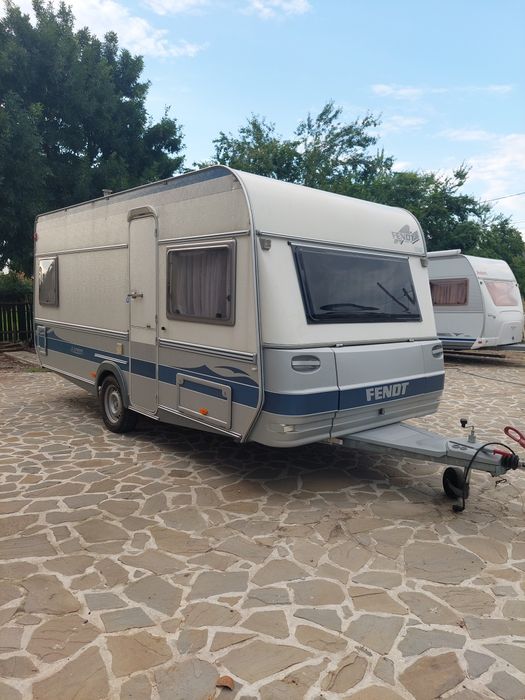 Rulota Fendt Saphir 490,an 2003,4 pers,fransbed,baie cadita dus wc fix,dus
