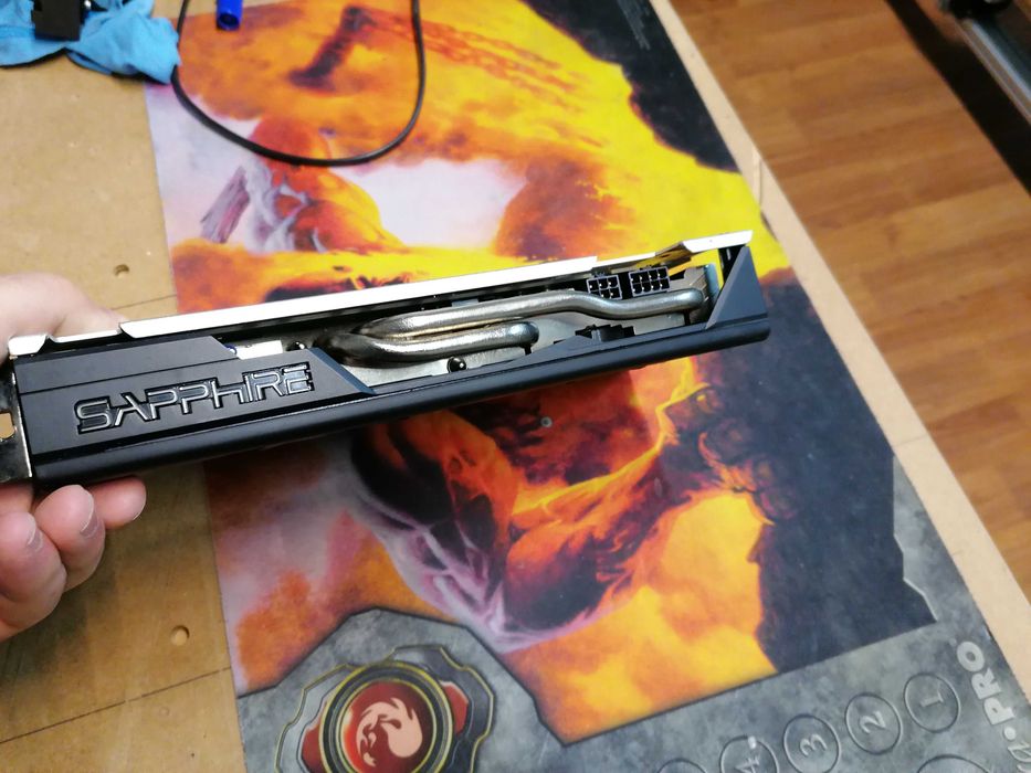 Placa video saphire 8gb