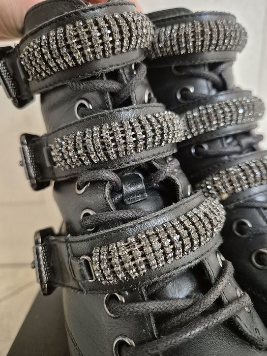 Боти на  Steven New York