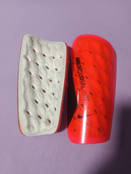 Apărători de fotbal Nike