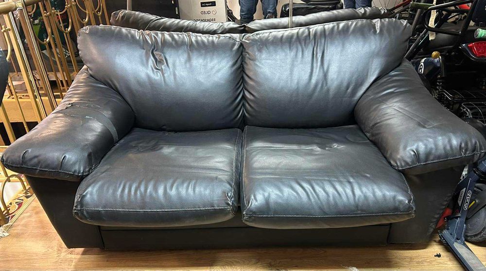 диван и холна маса