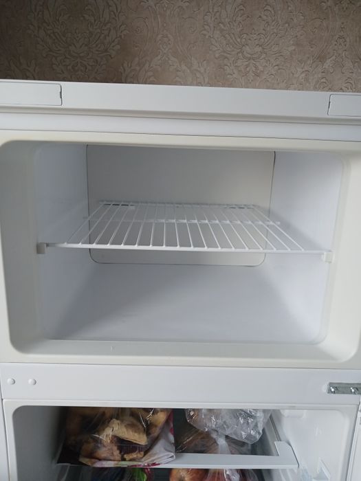 Продам холодильник Веко  качественный,.