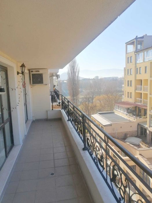 Продава се Тристаен апартамент в Пловдив, Кършияка - 100 кв.м за 1650 €/кв.м - Снимка #11
