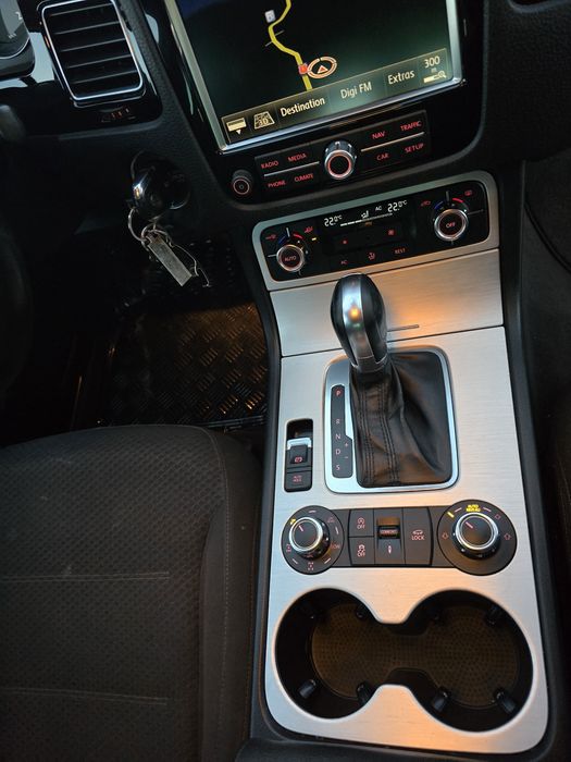 VOLKSWAGEN Touareg 2010 — imagine 5