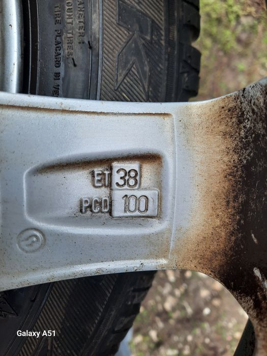 Ляти джанти с гуми зимни 4×100, 17цола