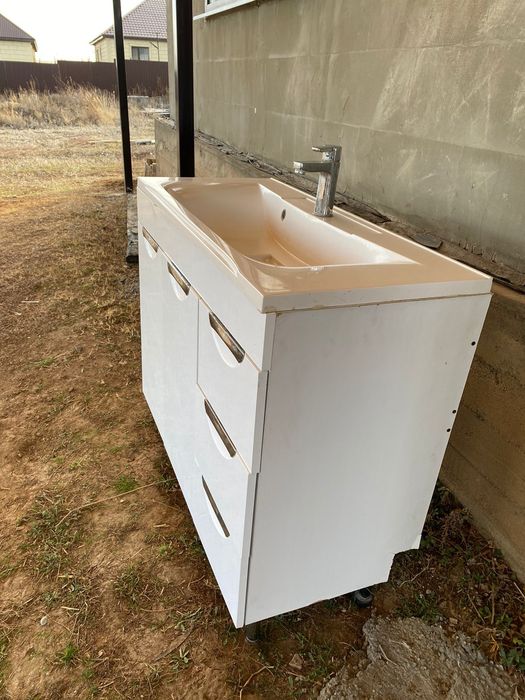 Раковина искусственный камень в идеальном состоянии