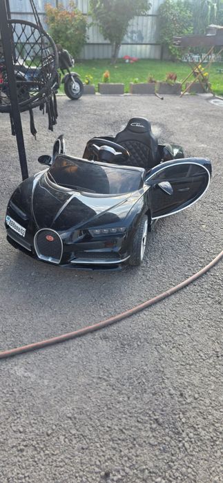 Детский электромобиль Bugatti