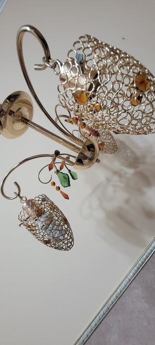 Продам люстру в хорошем состоянии