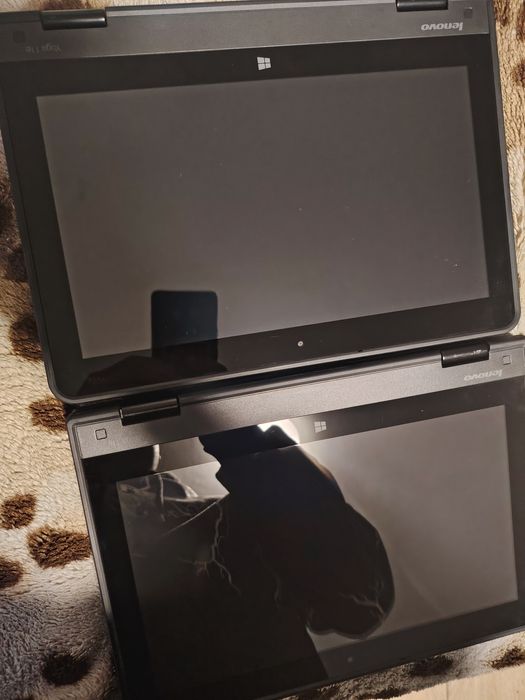 Laptop yoga 11e 2 bucati