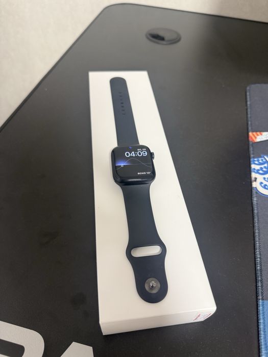 Apple Watch 8 series 45mm